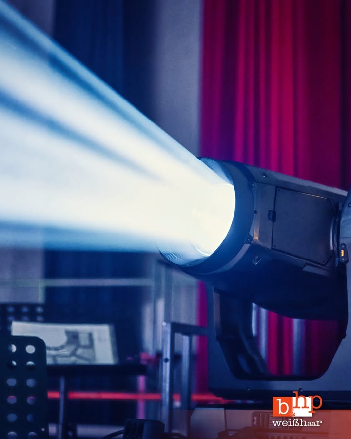 B&amp;HP Weißhaar Veranstaltungstechnik in der Schule Manege frei hieß es in der vergangenen Woche beim Zirkus Rosado der Freien