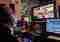 Studio mit Scheinwerfern, Kamera und Max Iselin